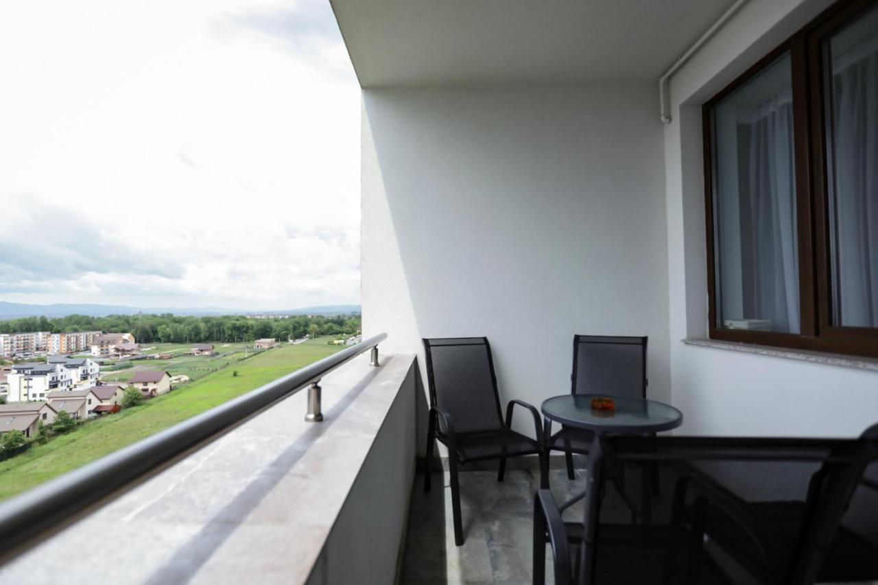 Isaran Apartament With Panoramic City View Braşov Exteriör bild